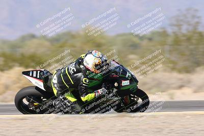 media/Dec-04-2025-Racers Edge (Thu) [[5ebc9f124d]]/3-B Group/5-Session 2 Turn 2 inside Speed Pans/